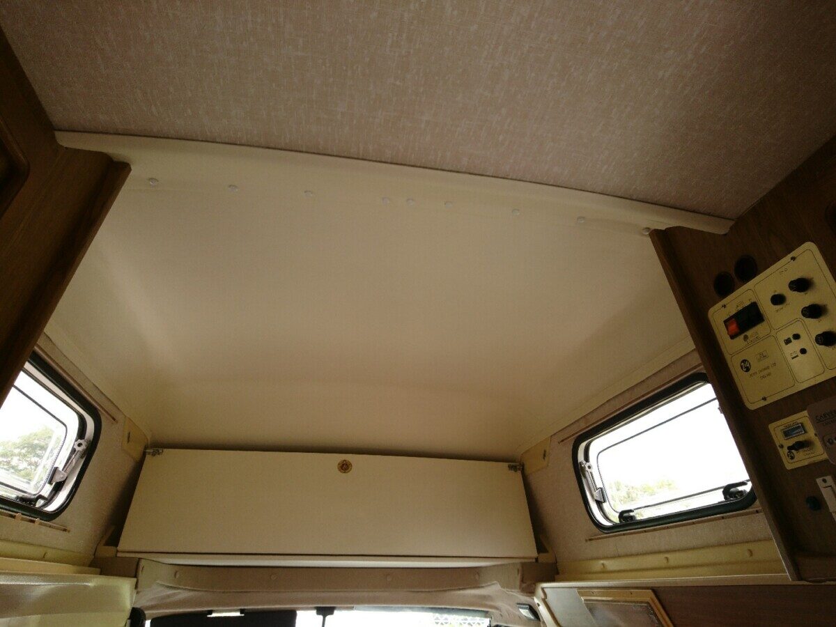 Headlining upholstery by 1st Class Covers